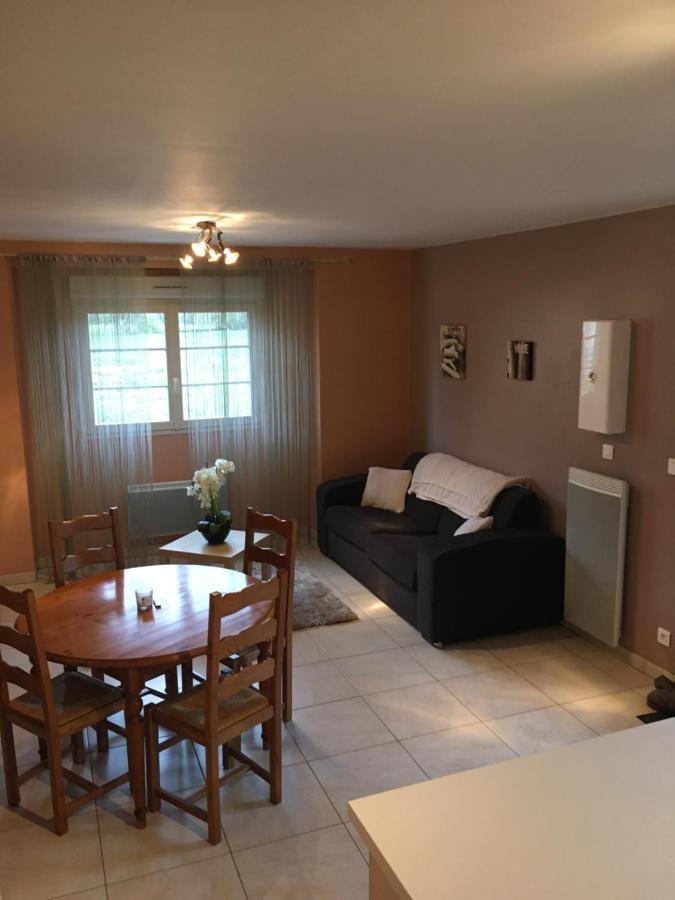 La Maisonnette Dintevilloise Dinteville Esterno foto